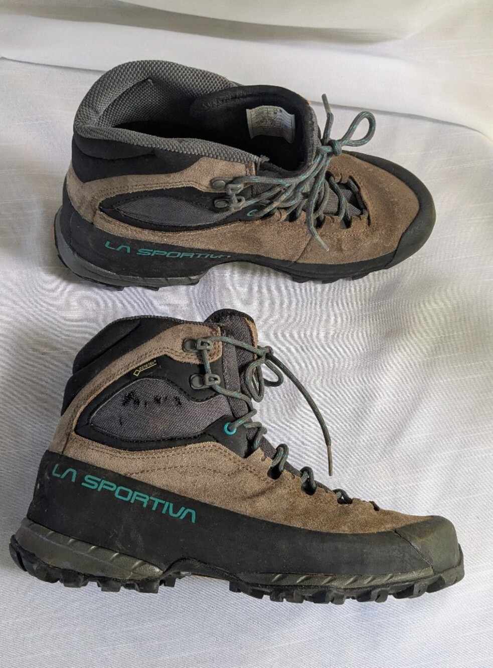 La Sportiva Women's Brown Suede Hiking Boots with Teal Logo Sz 8.5